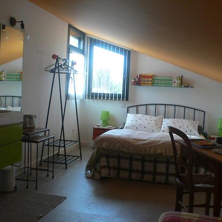 Hotel les kiwis à Saint-Yrieix-sur-Charente Extérieur photo